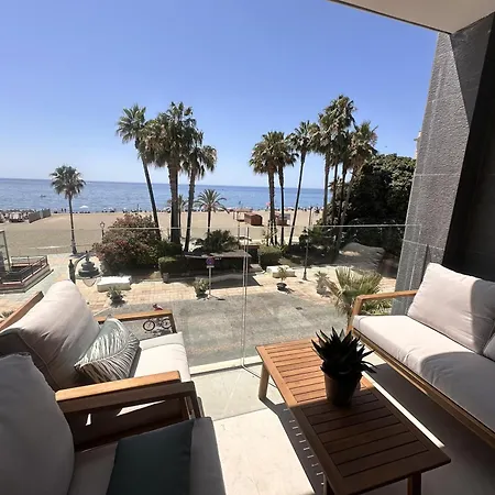 Front Line Beach La Viu Apartment Estepona